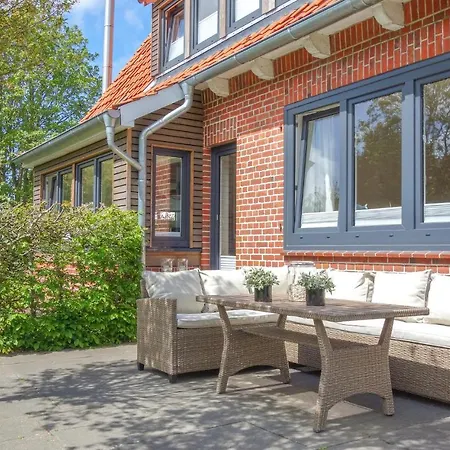 In With Sauna Cadenberge